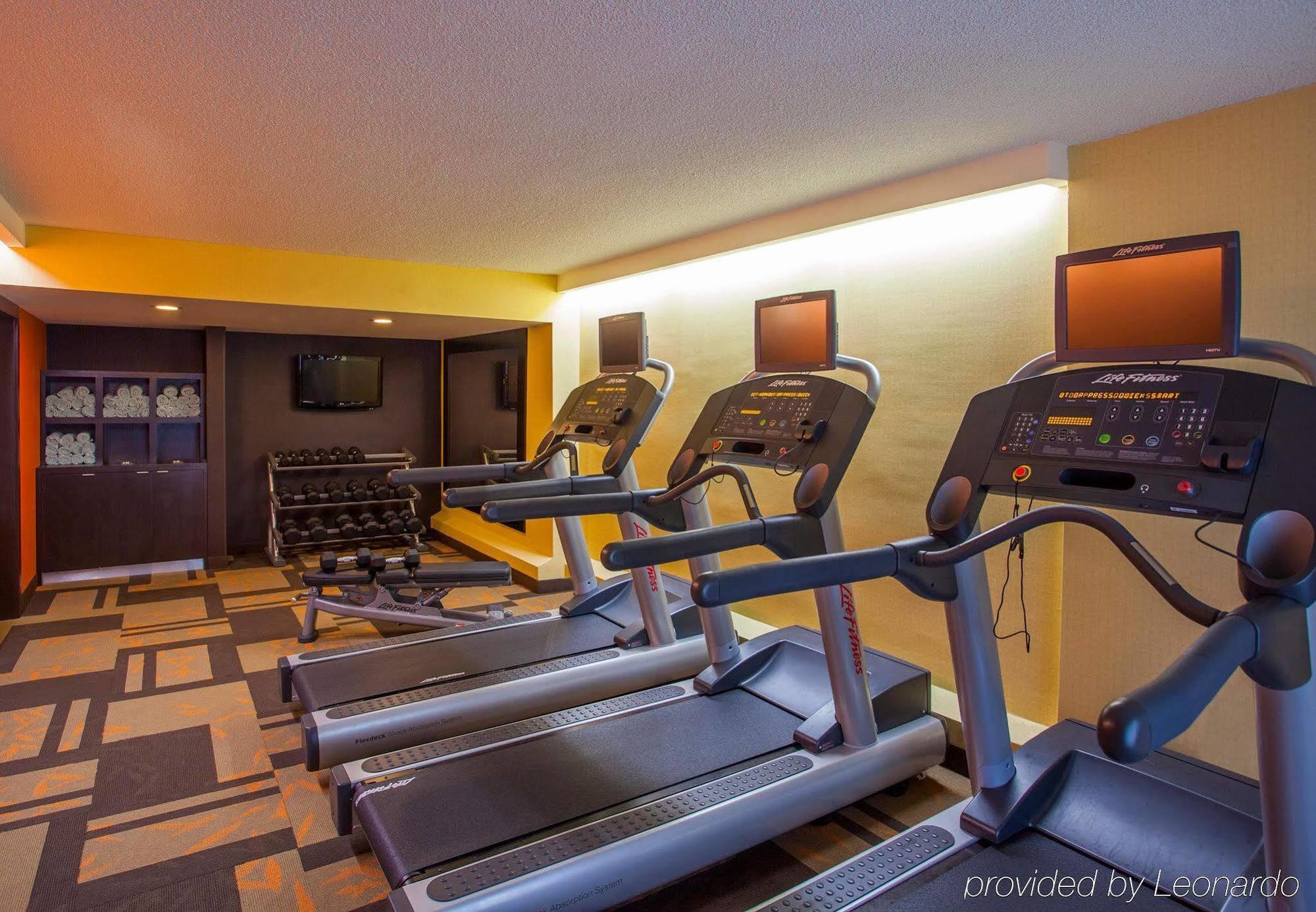 Courtyard By Marriott Airport/billy Graham Parkway Hotel Charlotte